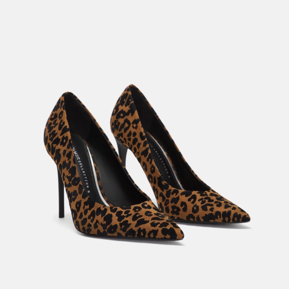LAST ONE • NWT • Zara • Printed High Heeled Shoes